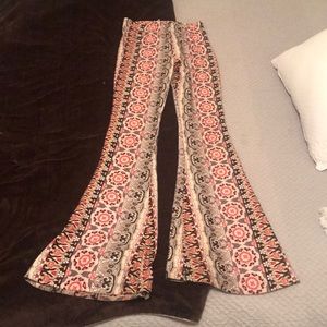 Flowey bell bottomed pants